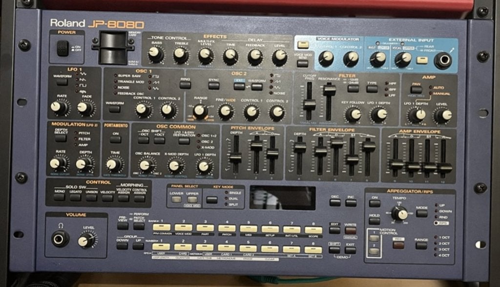 Roland JP8080 1000 euro - lees aandachtig!, Ophalen of Verzenden, Gebruikt, Roland, Met midi-aansluiting