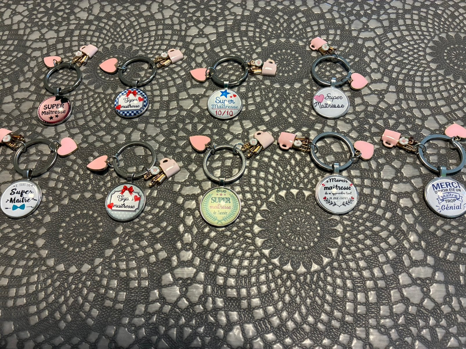 Porte clé *Merci Maîtresse *. 5€ pièce, Verzamelen, Sleutelhangers, Ophalen, Nieuw