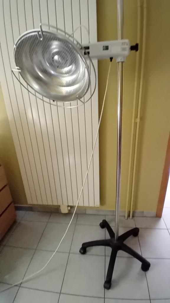 Infraroodlamp op statief, Elektronische apparatuur, Ophalen, Zo goed als nieuw, Overige typen