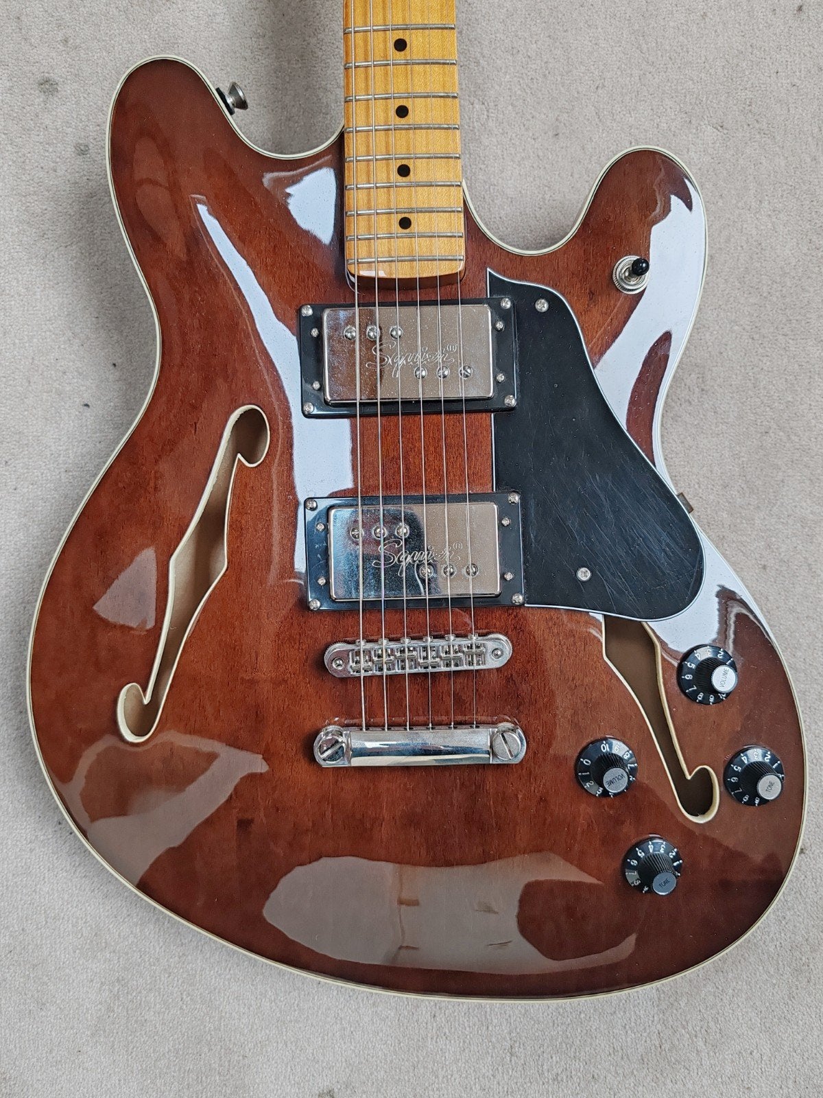 Squier CV starcaster walnut edition, Enlèvement ou Envoi, Hollow body