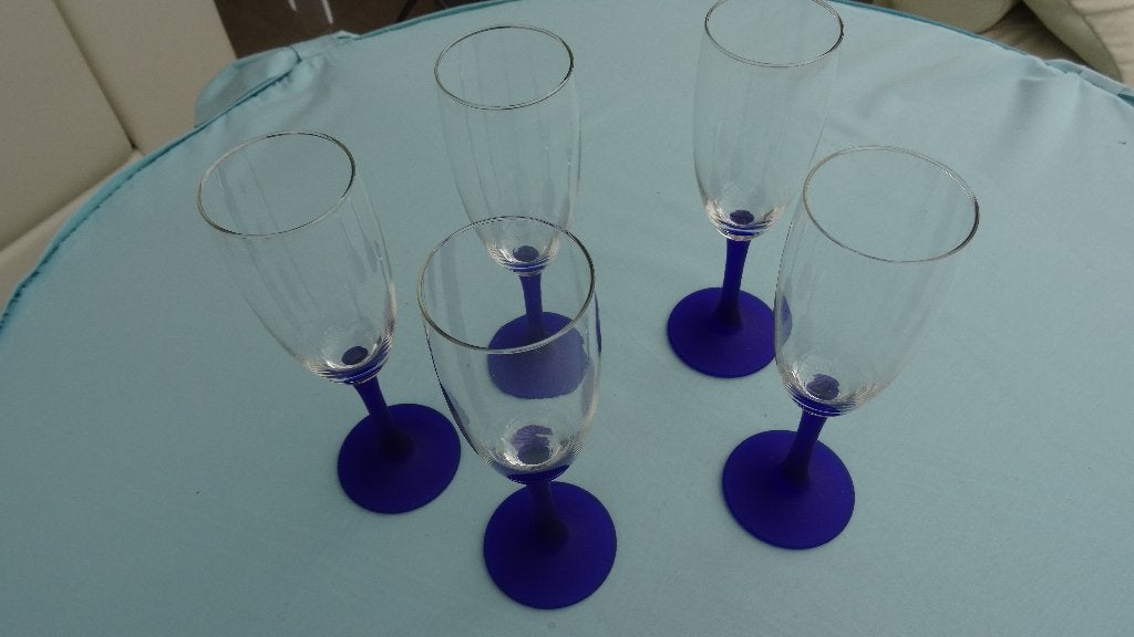 CHAMPAGNE GLAZEN, Huis en Inrichting, Ophalen, Zo goed als nieuw, Glas, Glas of Glazen