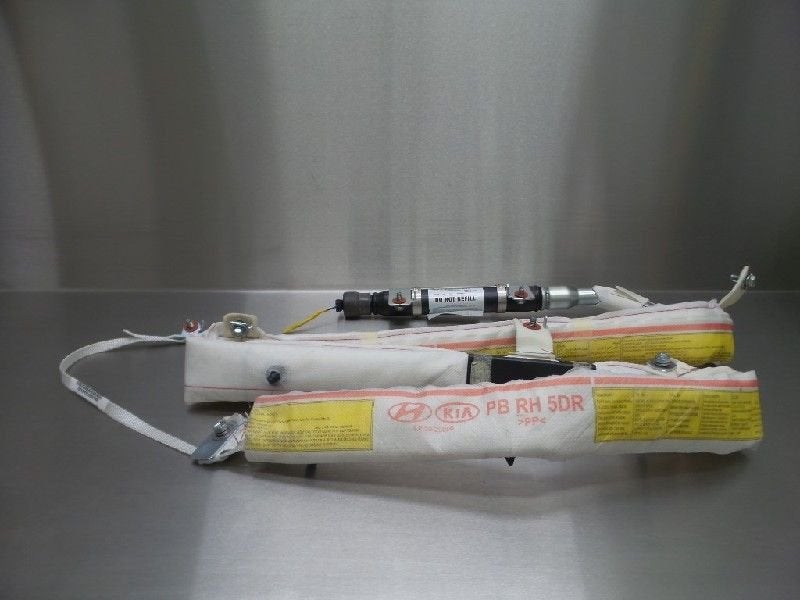 AIRBAG TOIT GAUCHE Hyundai i20 (01-2008/12-2015), Utilisé, Hyundai