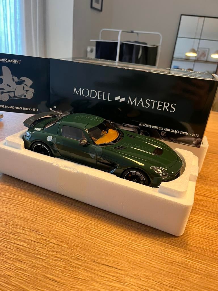 Minichamps Mercedes SLS Black Series 1:18 Irish Green, Hobby & Loisirs créatifs, Voitures miniatures | 1:18, Enlèvement ou Envoi
