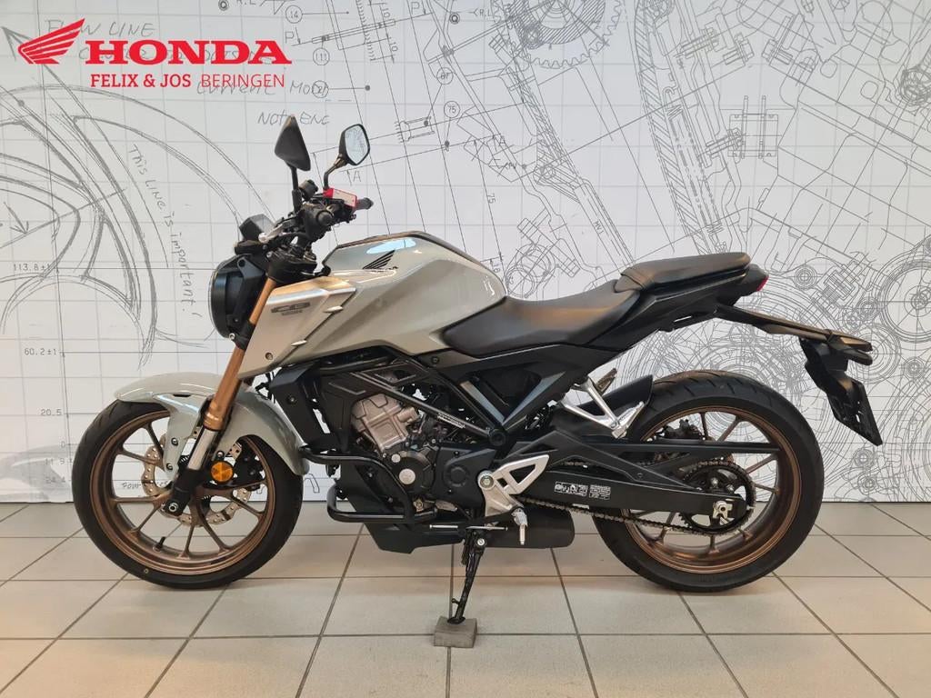 Honda CB125R (année de construction 2021), Motos, Motos | Honda, Entreprise, Autre, 125 cm³, Jusqu'à 11 kW
