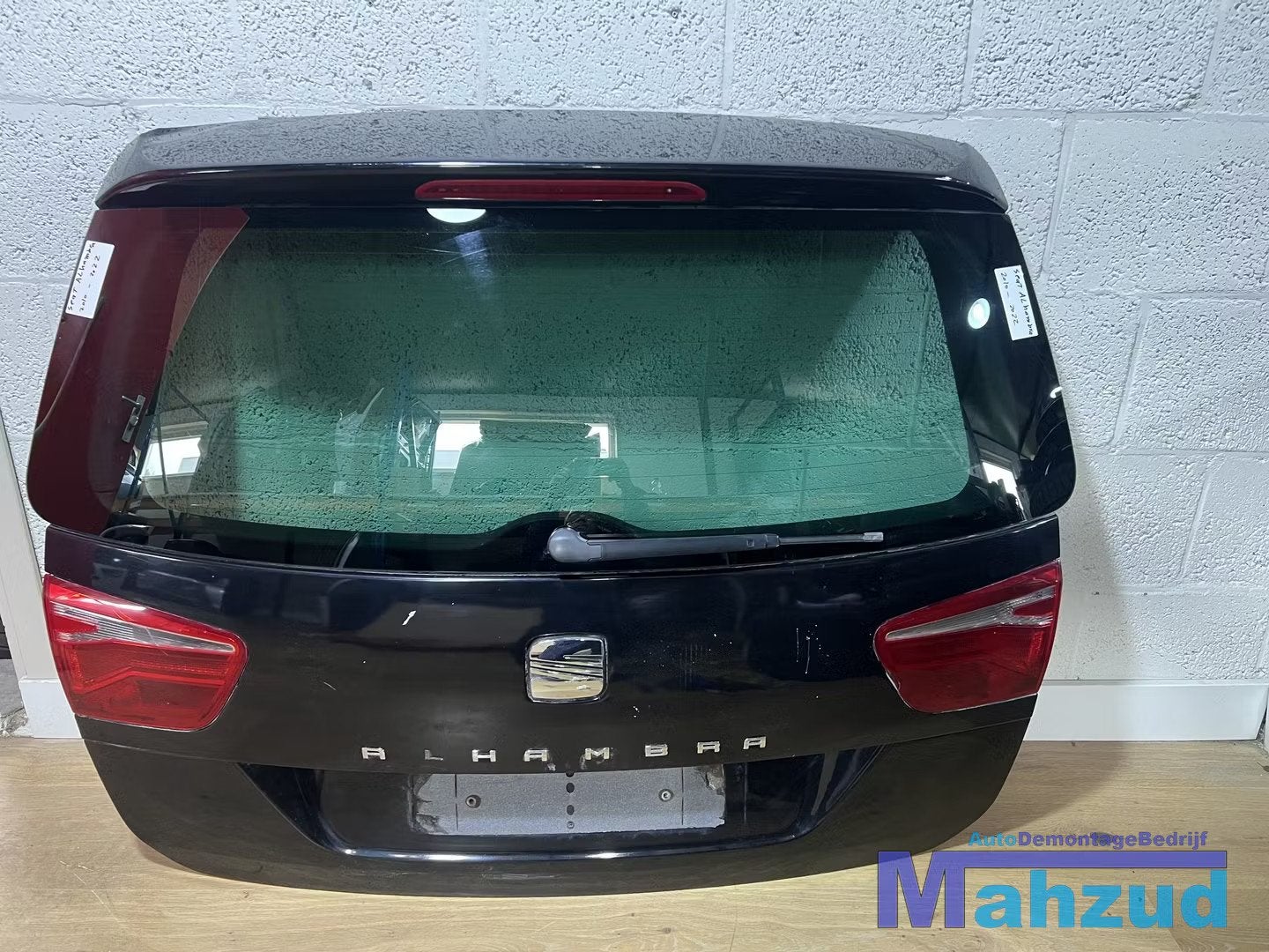 SEAT ALHAMBRA Zwart achterklep 2010-2022, Gebruikt, Deur, Autovia A-2, Km 585 585
08760  Martorell, ES, SEAT S.A.