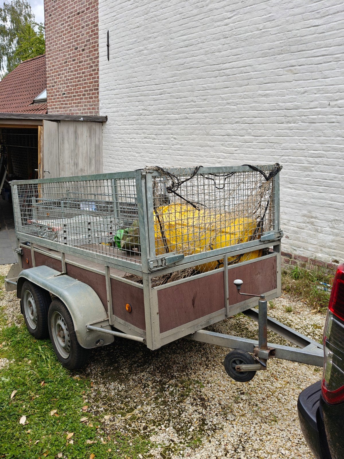 Aanhangwagen, dubbelasser, met loofrekken (750 kg), Enlèvement