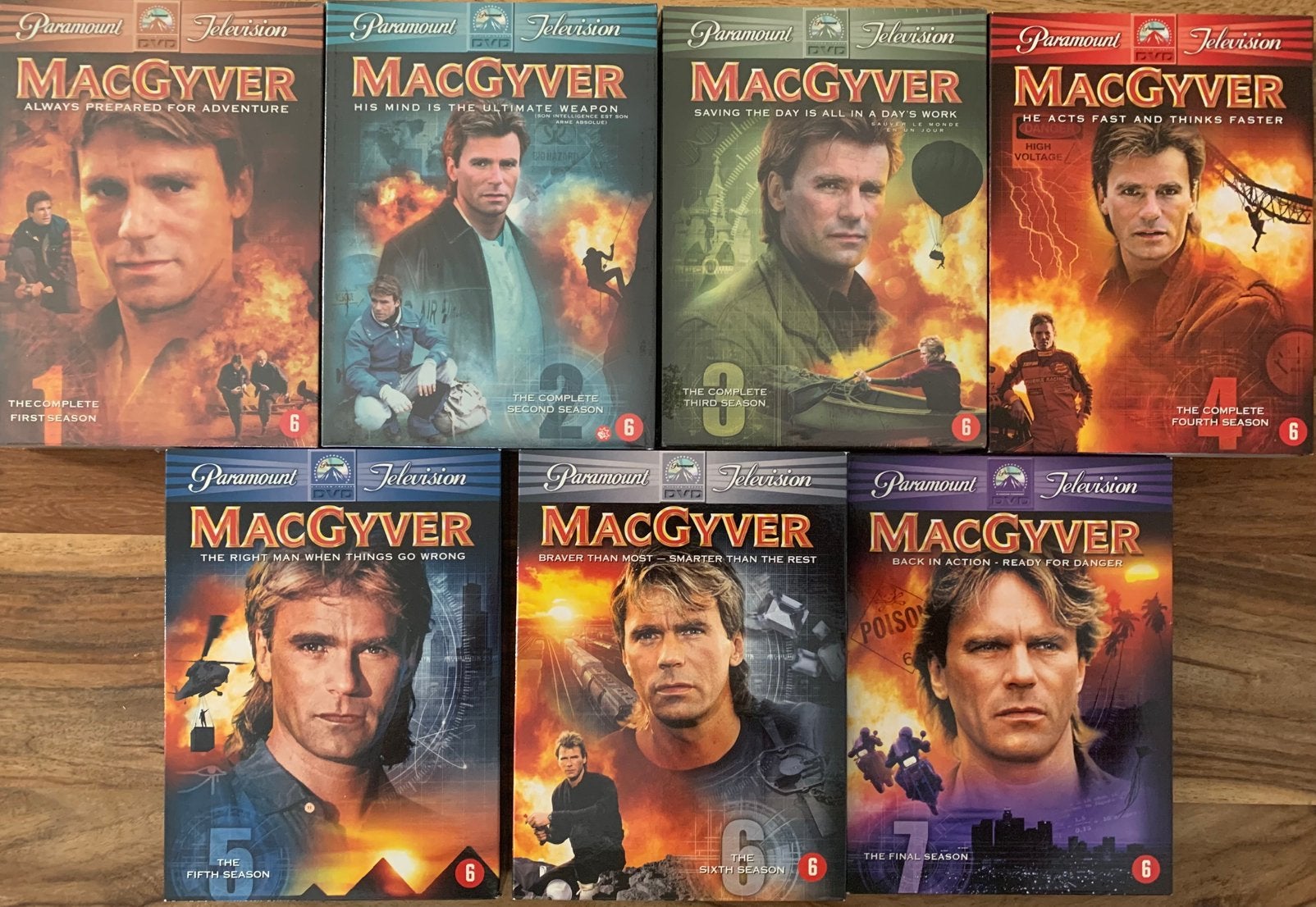 Macgyver sealed, CD & DVD, DVD | TV & Séries télévisées, Anglais, Action et Aventure, Enlèvement ou Envoi, Série complète