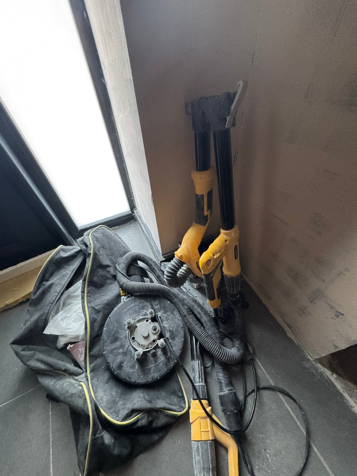 powerolus plafond en wandschuurmachine, Doe-het-zelf en Bouw, Ophalen, Zo goed als nieuw