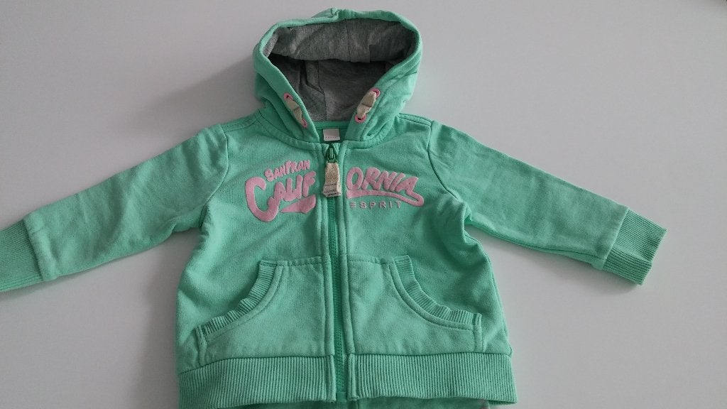 Groene joggingsvestje + broek van ESPRIT maat 68, Meisje, Ophalen of Verzenden, Zo goed als nieuw, Esprit
