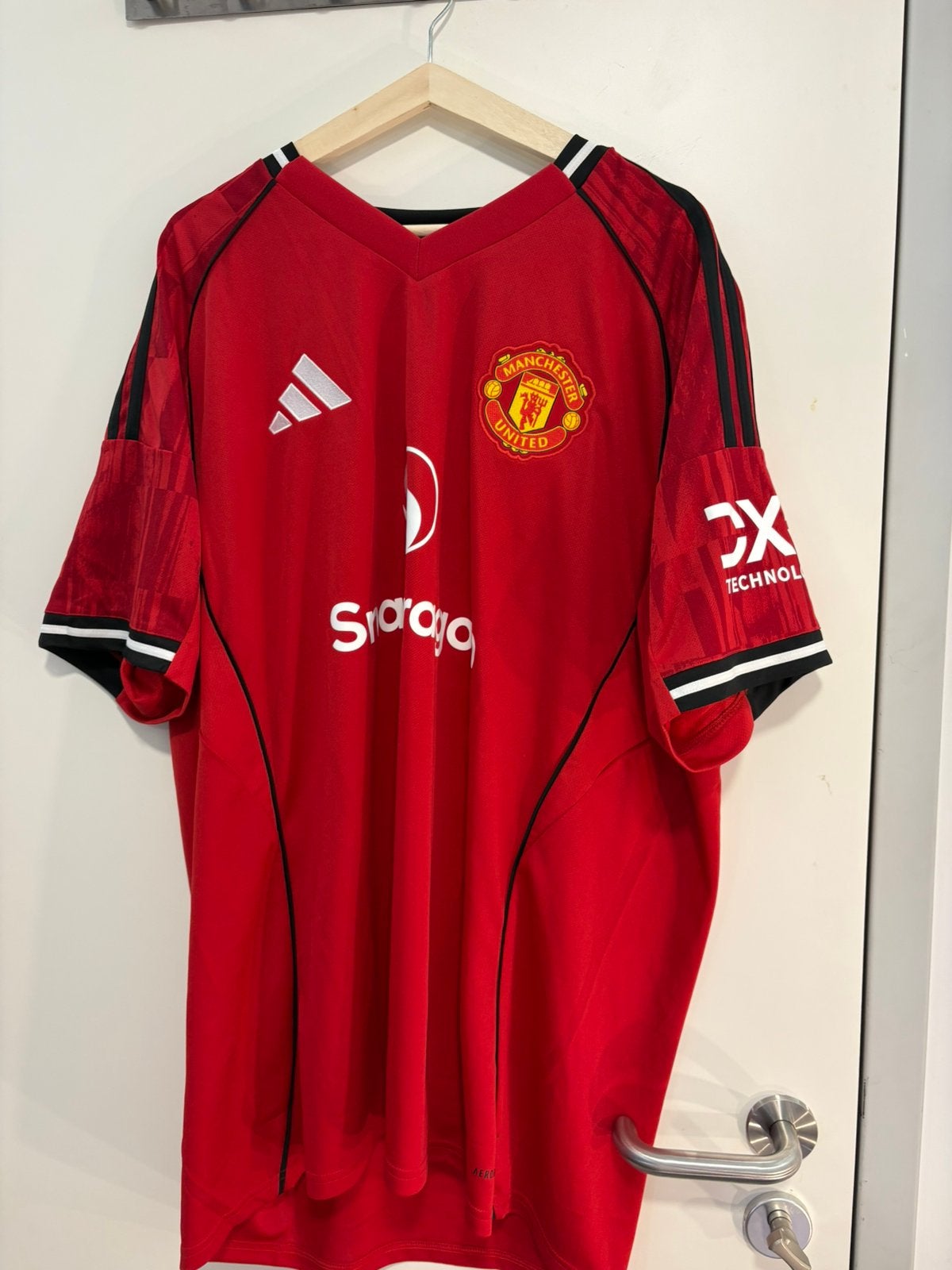 Voetbal shirt manchester united, Sport en Fitness, Voetbal, Ophalen of Verzenden, Zo goed als nieuw, Shirt