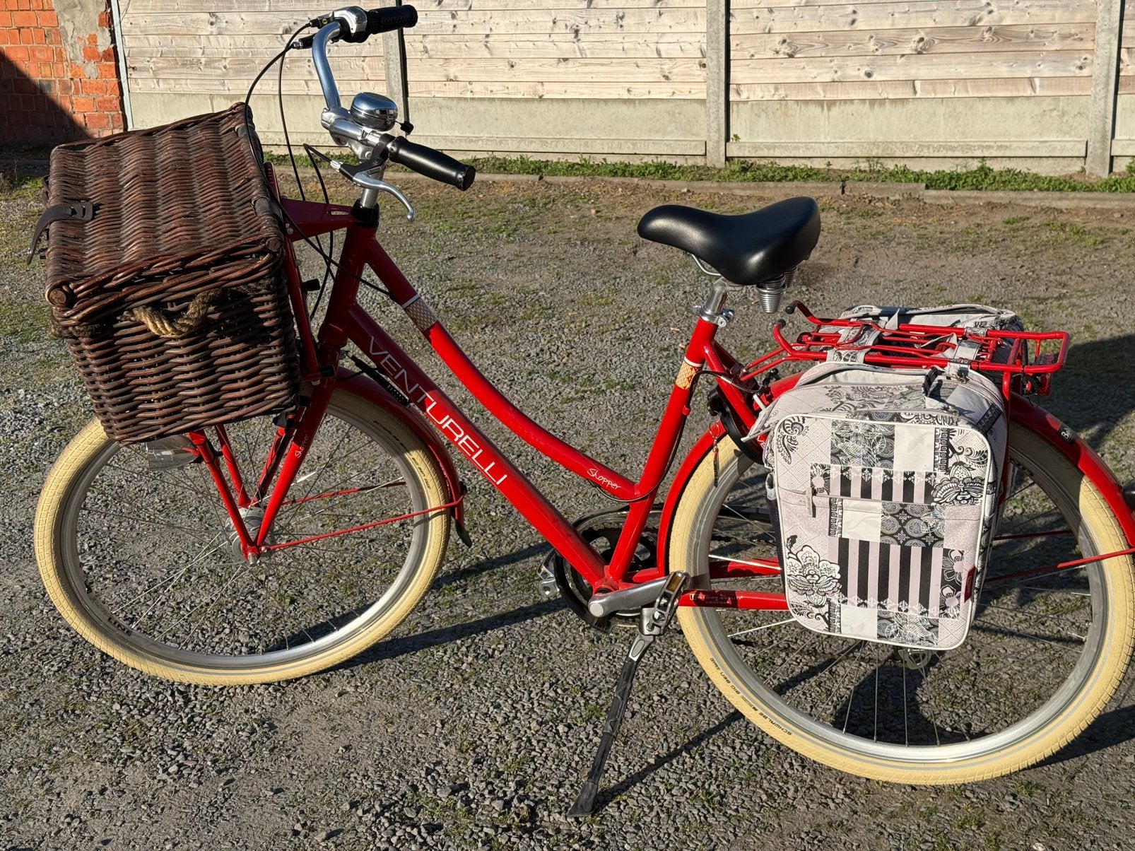 Vélo Venturelli pour femmes en excellent état, Vélos & Vélomoteurs, Enlèvement, Comme neuf, Vitesses