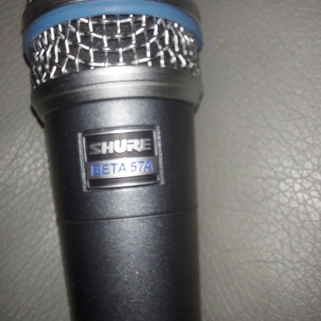 Shure Beta 57A  + Fame MS835S microfoons, Muziek en Instrumenten, Ophalen of Verzenden, Zo goed als nieuw, Overige typen