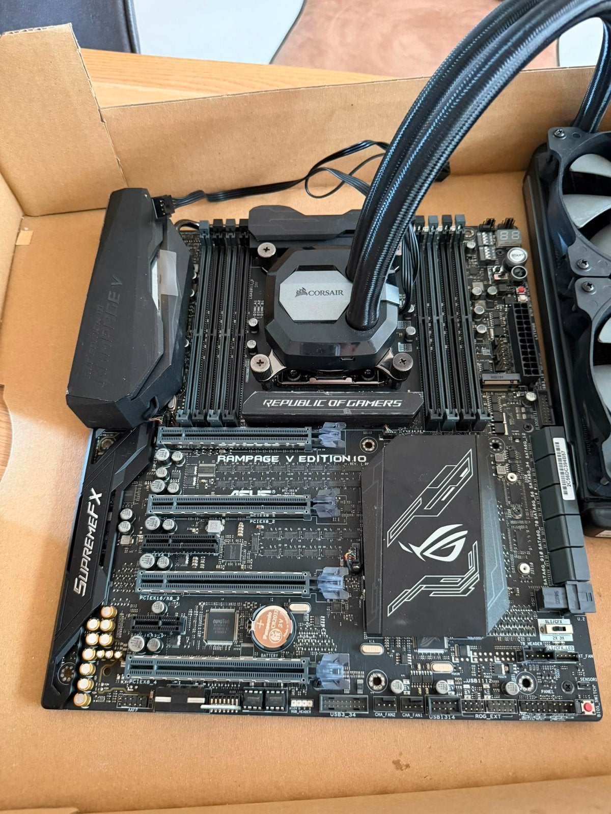 ASUS ROG Rampage V Edition 10 + 32 Go Ballistix, Computers en Software, Moederborden, Ophalen, Zo goed als nieuw, Intel