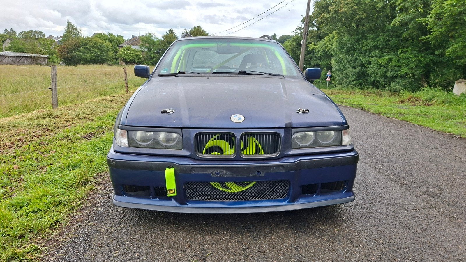 323i touring, Enlèvement ou Envoi