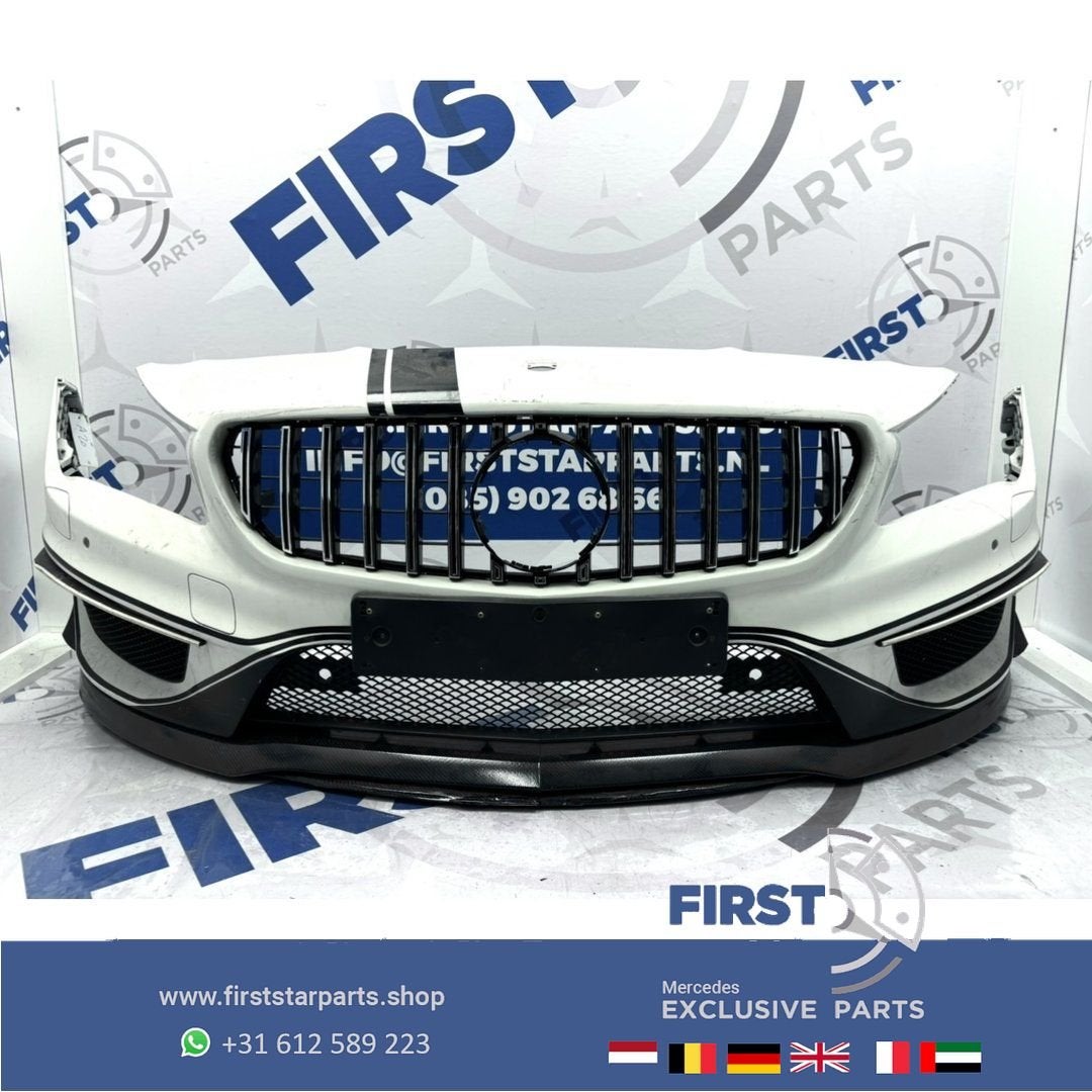 W117 CLA45 45 AMG VOORBUMPER ZWART WIT GRIJS COMPLEET + AMG, Gebruikt, -, Voor, Ophalen of Verzenden