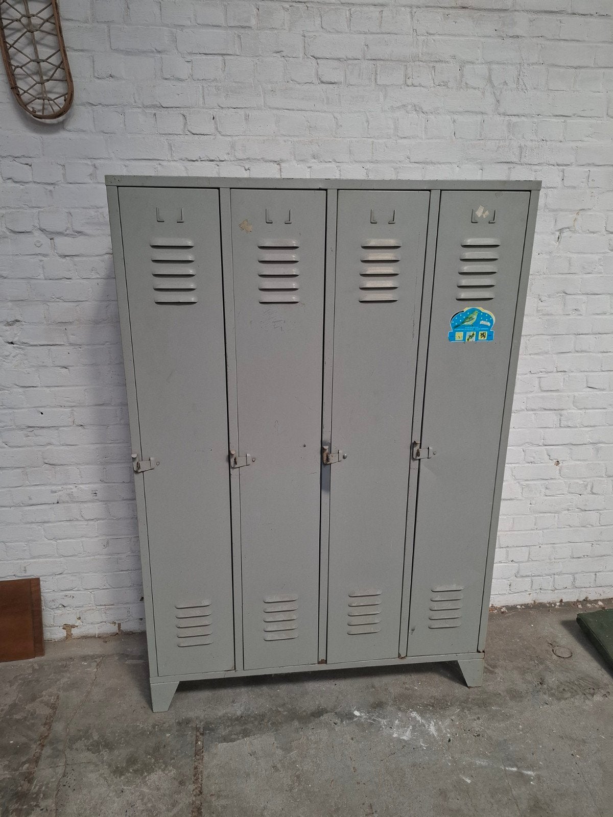 werkkast, Ophalen