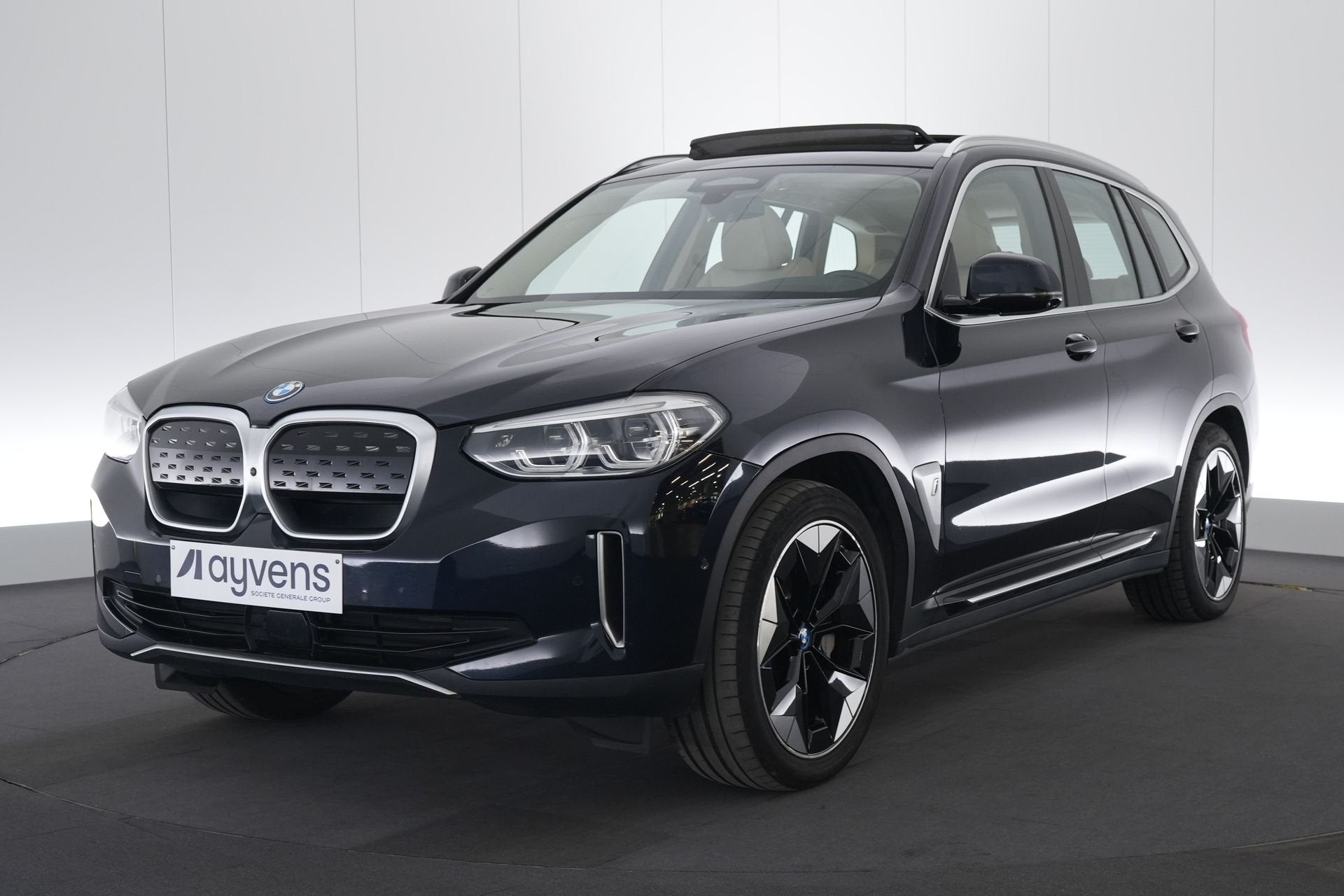 (2AWA722) BMW IX3, Autos, Achat, https://public.car-pass.be/vhr/e1ff3649-df79-4793-8ad6-03885d014d32, Carnet d'entretien, IX3