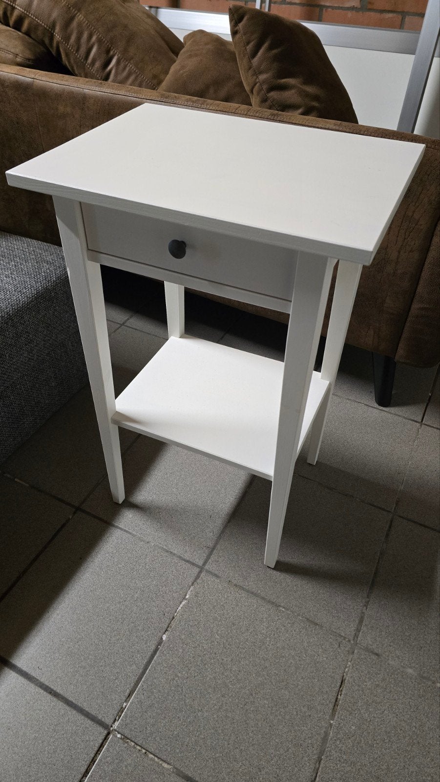 Nachtkastje Ikea, Ophalen