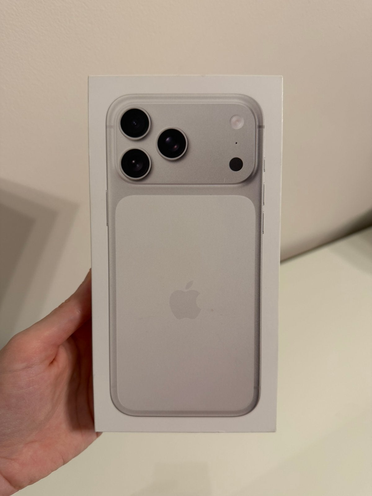 iPhone 17 pro max NEUF, Enlèvement, Neuf, 256 GB