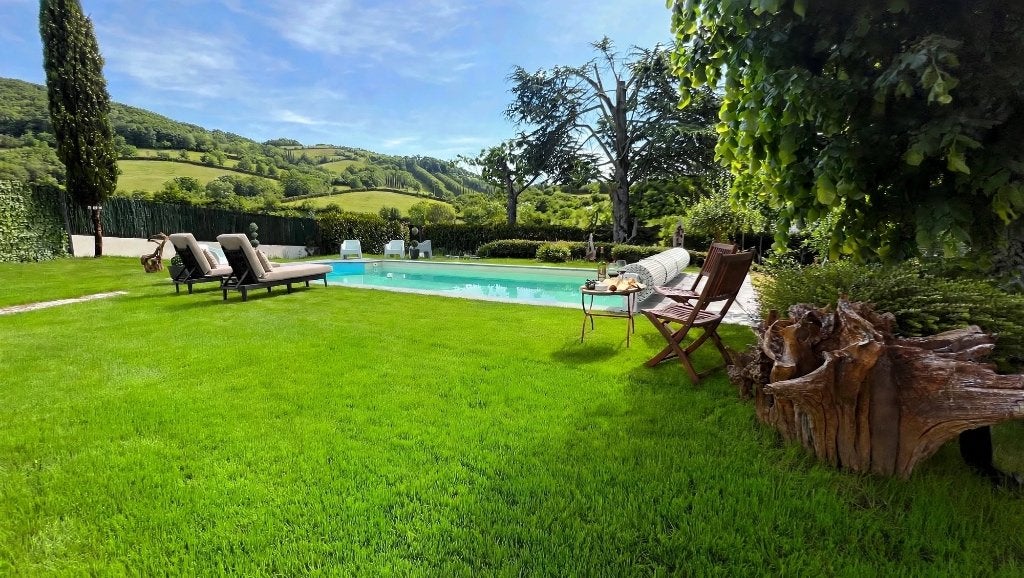 Ardèche - Maison de charme 150m² + piscine chauffée au sel, Immo, 155 m², Villa, 3 chambres