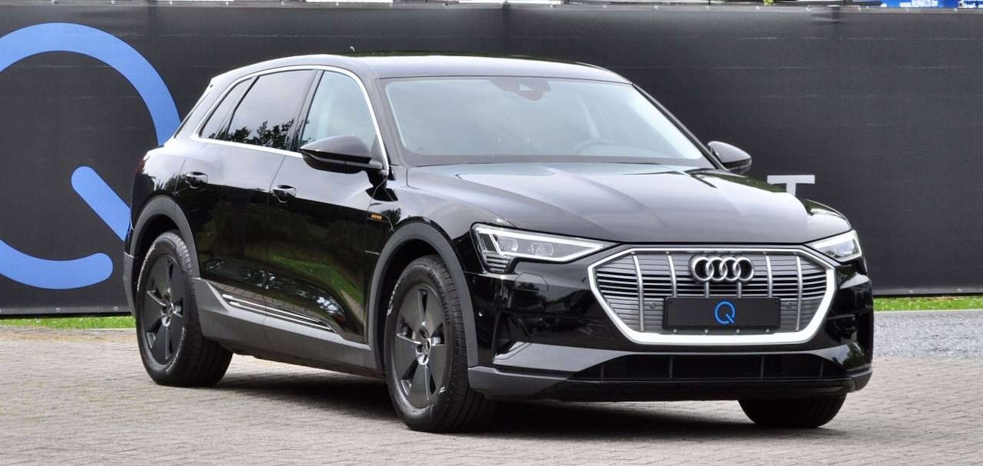 Audi e-tron 50 QUATTRO GPS CAMERA CARPLAY ELEKKOFFER VERWARM, Euro 6, Entreprise, Entretenue par le concessionnaire, Noir