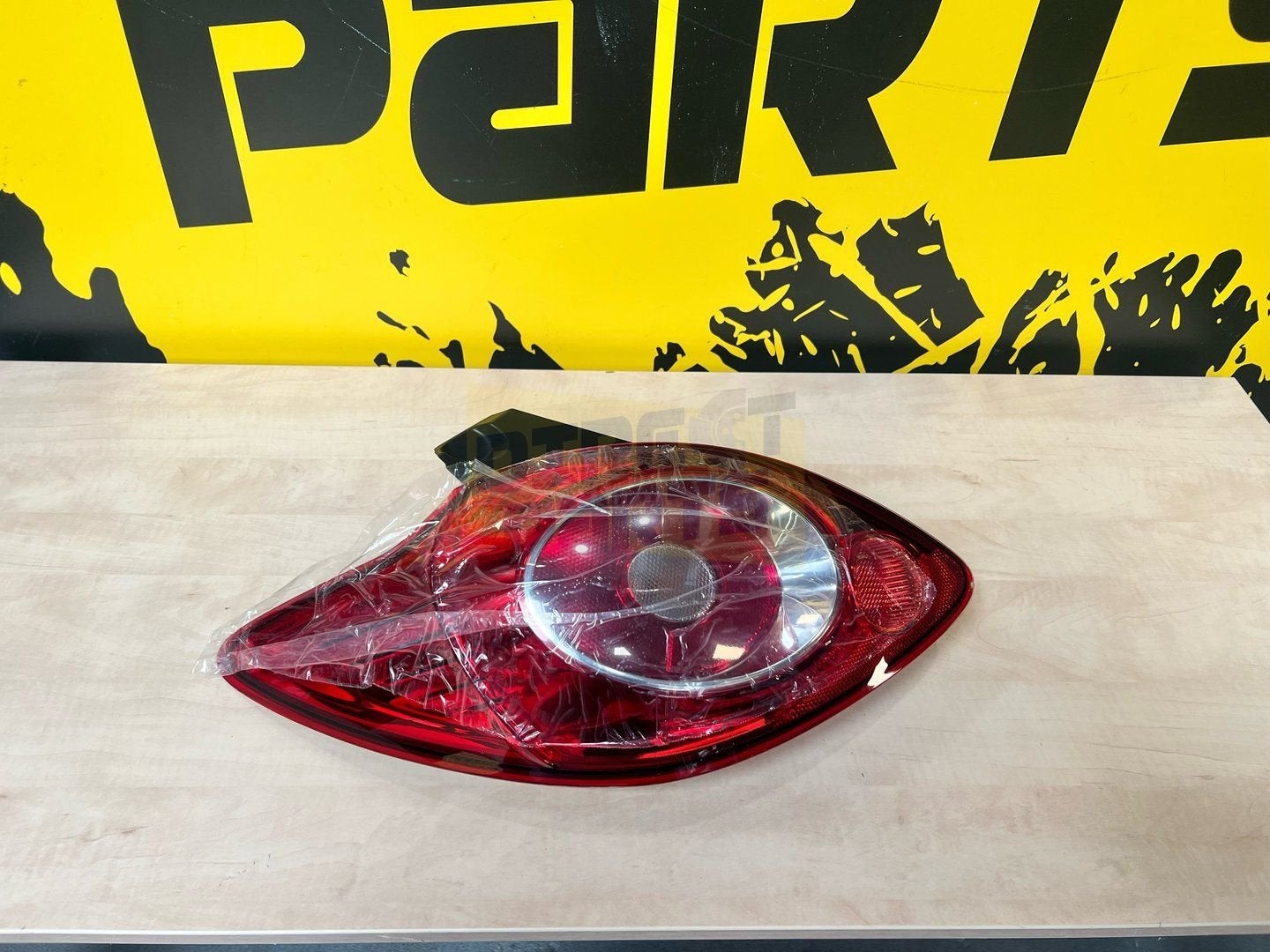 Ford Ka (10/2008–07/2016) Achterlicht Links OES – 1579396 (R, -, Verzenden, -, Nieuw