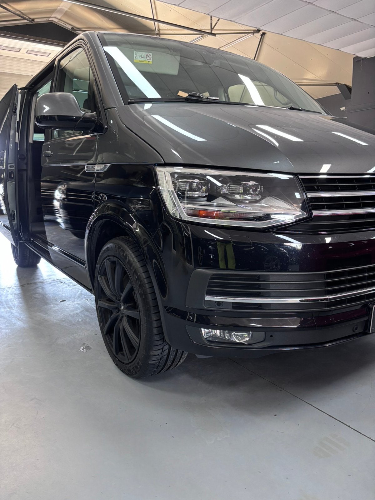 VW Multivan 7 places version BULLI, Autos, Achat, 7 places, 1968 cm³, Diesel
