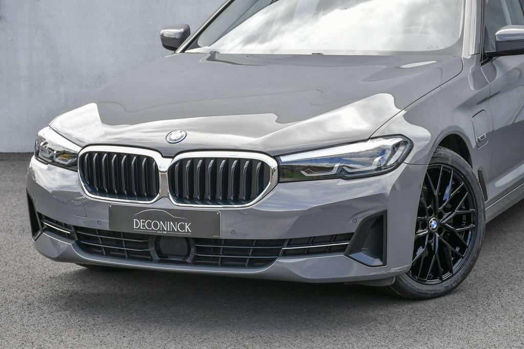 BMW 5 Serie 530 Touring 530eXA *CARPLAY*NAVI*AMBIENT*LED*LED, Autos, BMW, Cuir, Noir, 5 portes, Automatique