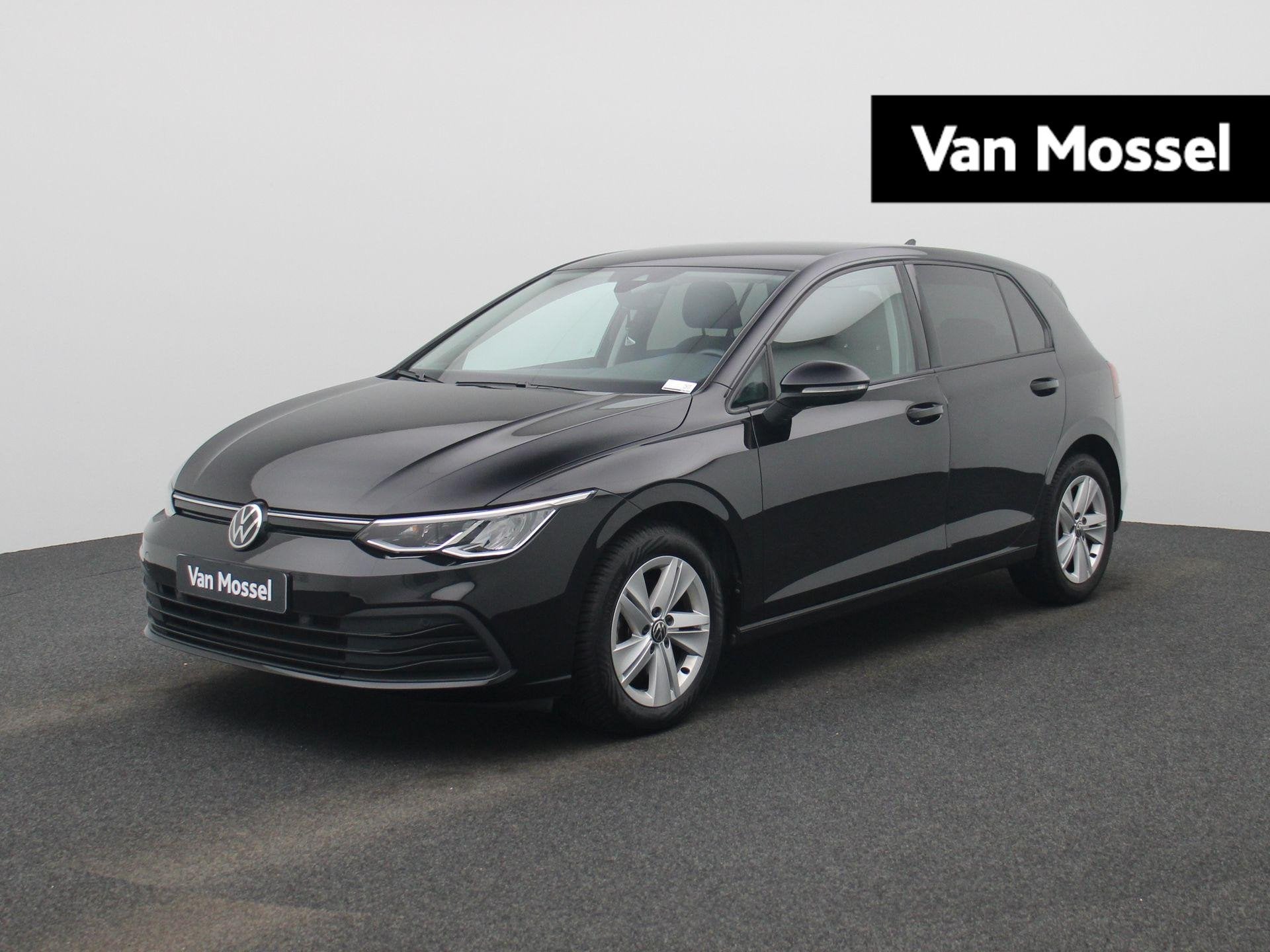 Volkswagen Golf VIII 1.0 TSI 81kW Life CARPLAY | CAMERA | AC, Auto's, Voorwielaandrijving, Stof, Gebruikt, Zwart