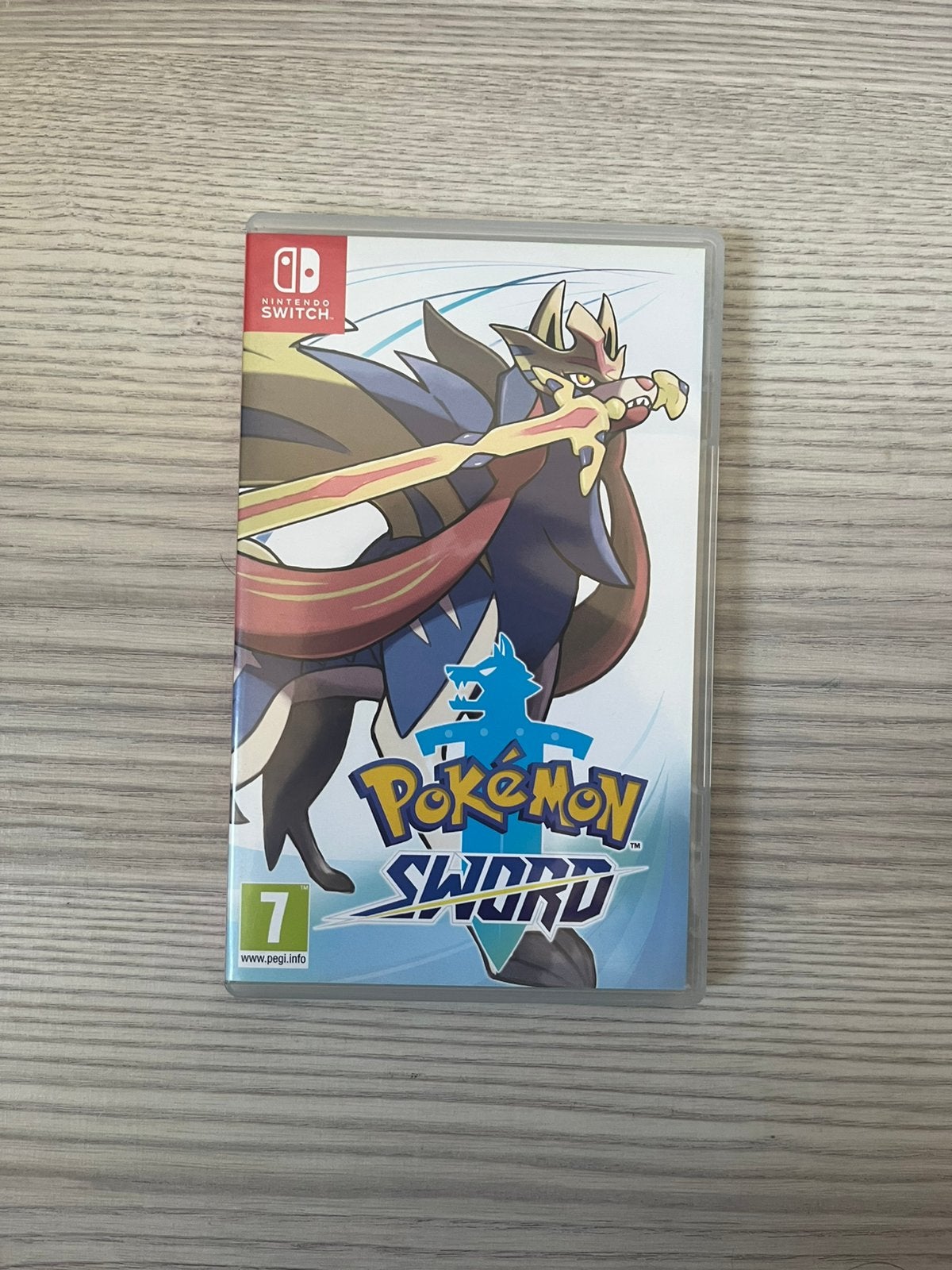 Pokemon Sword Nintendo Switch, Games en Spelcomputers, Ophalen of Verzenden, Zo goed als nieuw