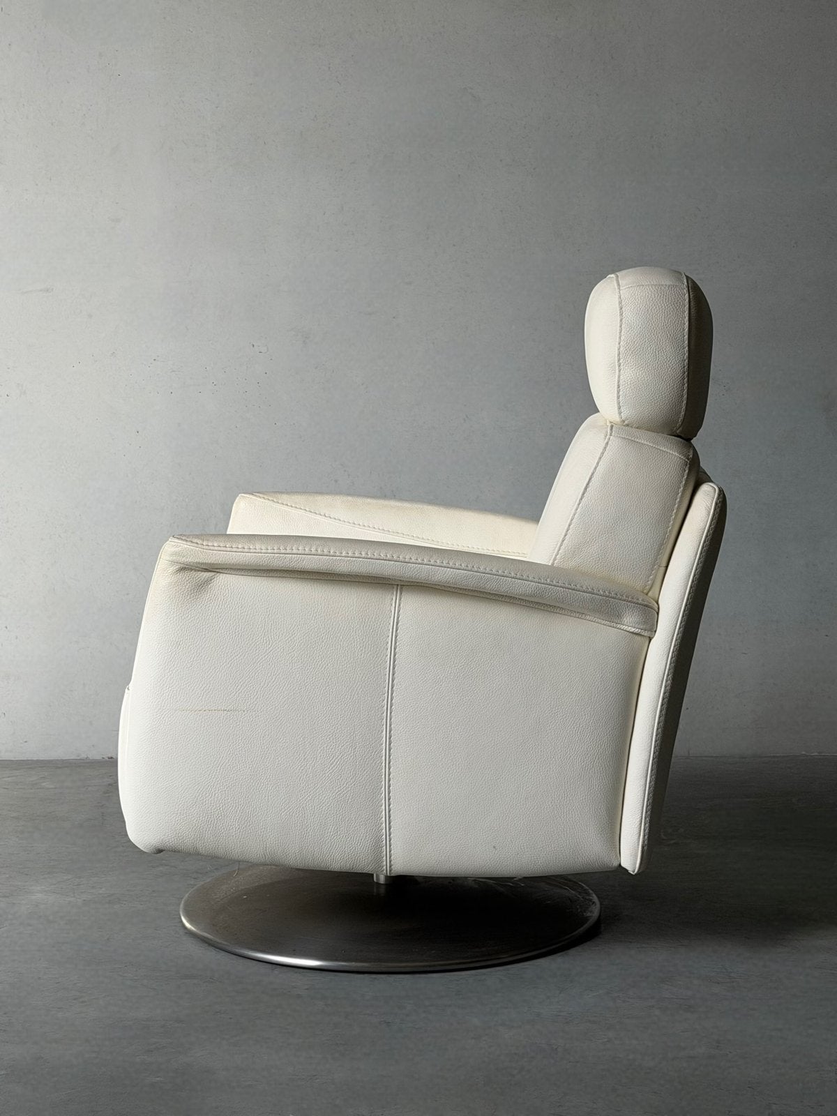Vintage lederen fauteuil met chroom voet, Ophalen, Zo goed als nieuw