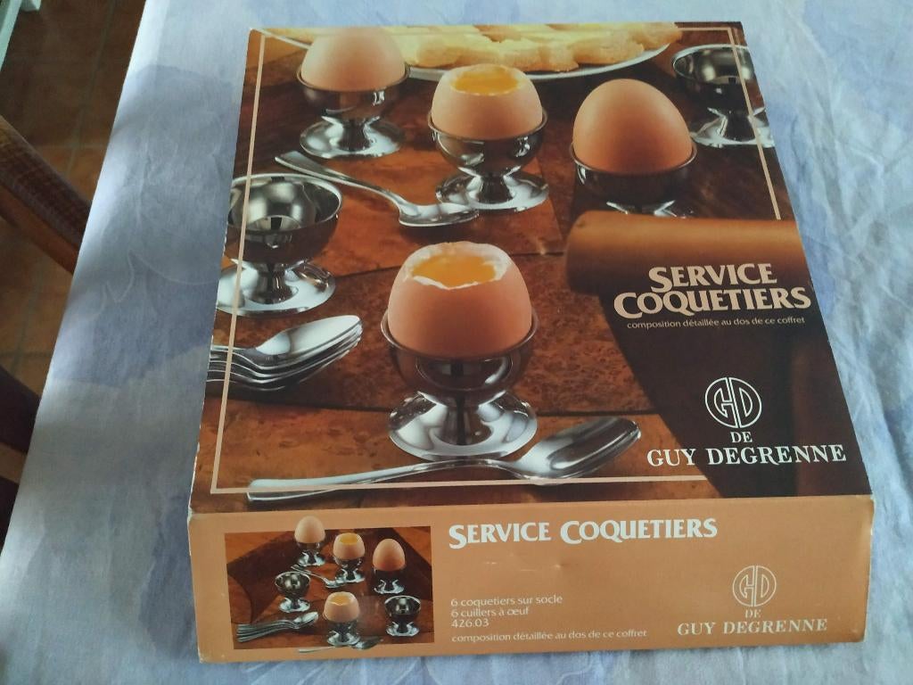 nieuwe luxe servies 6 eierdopjes en 6 lepeltjes Guy Degrenne, Ophalen of Verzenden, Nieuw