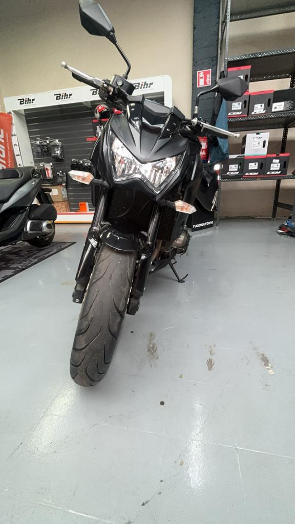 Kawasaki Z800, Occasion, 800 cc, Handgeschakeld, Sportuitlaat