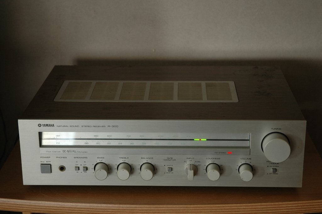 Yamaha R-300, Audio, Tv en Foto, Ophalen, Gebruikt, Analoog