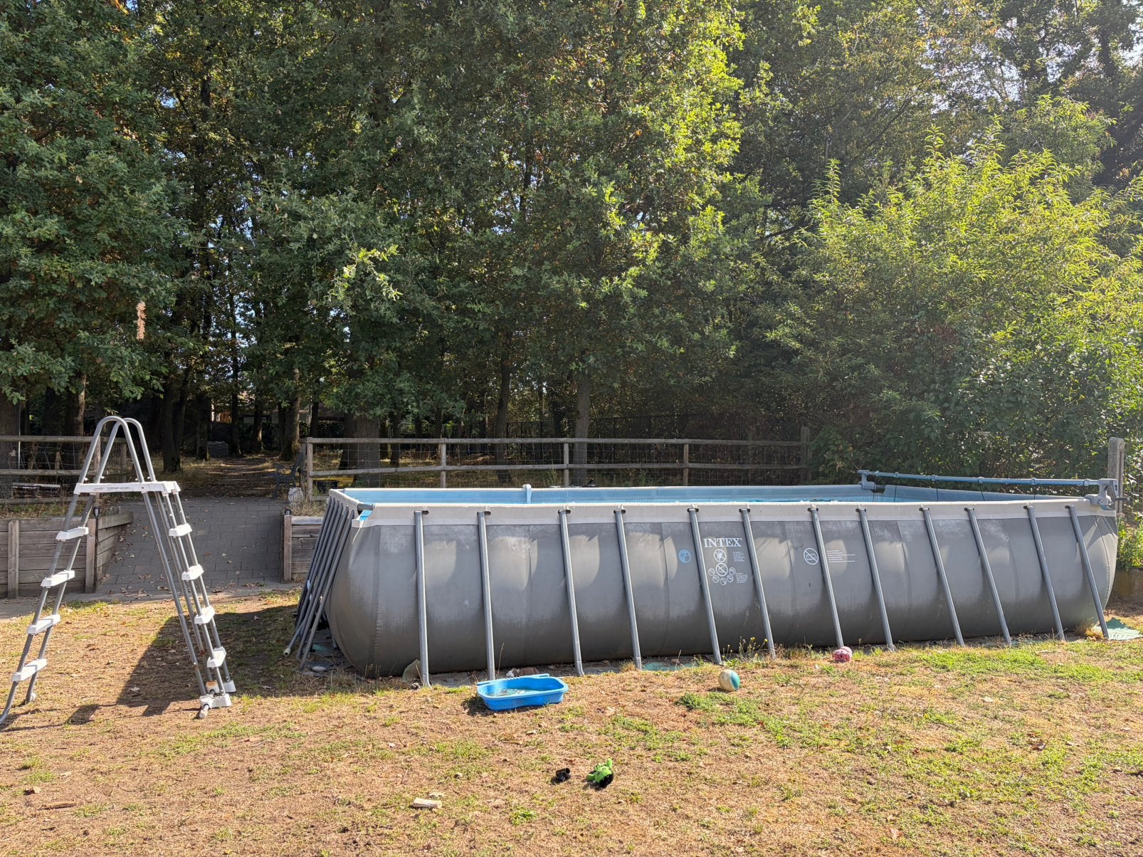 Zwembad met automatisch PH&chloor systeem, 300 cm of meer, Zo goed als nieuw, Rechthoekig, Ophalen