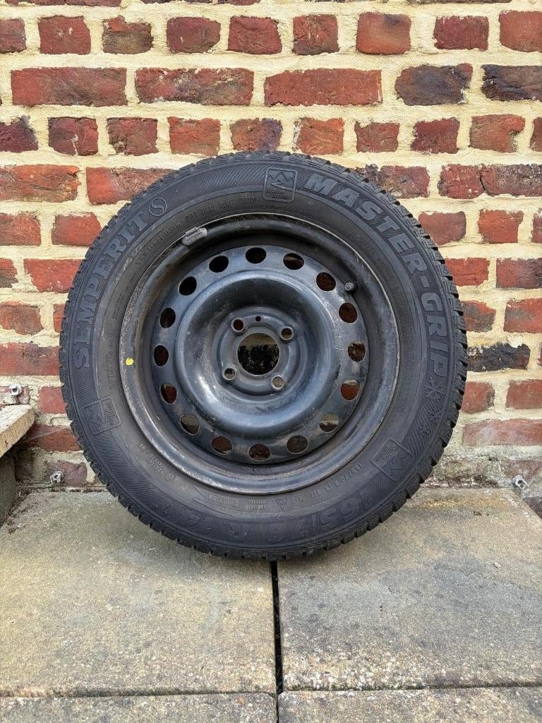4 winterbanden Nissan Micra, Ophalen, 14 inch, Gebruikt, Banden en Velgen