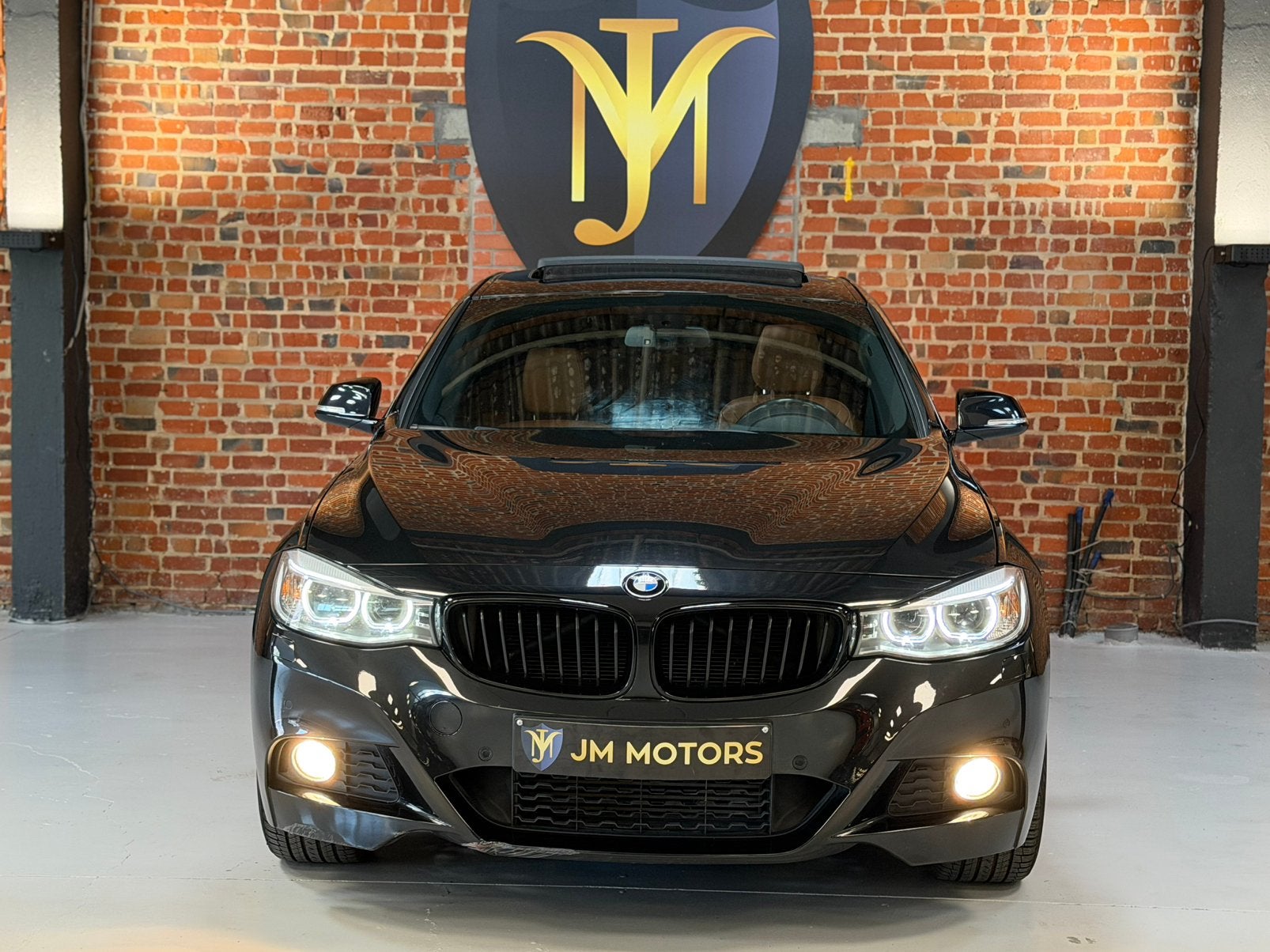 BMW 320i GT | M-Pack | Panodak | LED | Euro 6b, Automaat, https://public.car-pass.be/vhr/9e5fe7a8-991d-413a-b45e-efc8bf6eee6f