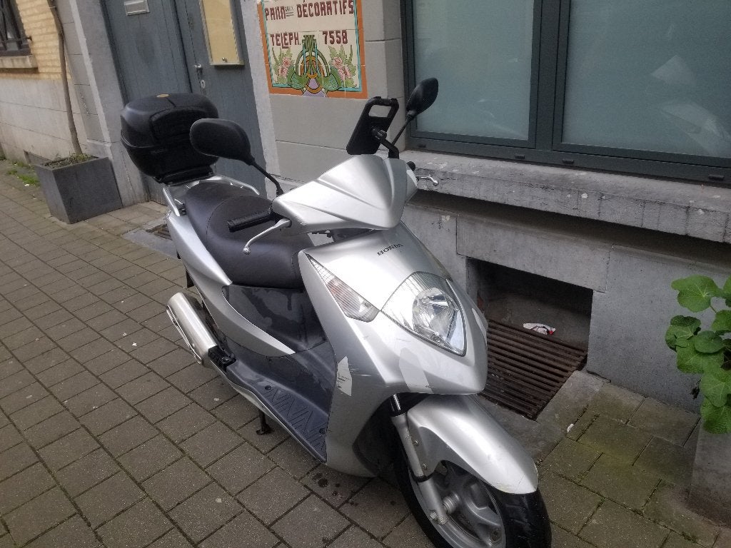 Scooter honda dylan 125, Motoren, Scooter, Particulier, 125 cc, 11 kW of minder