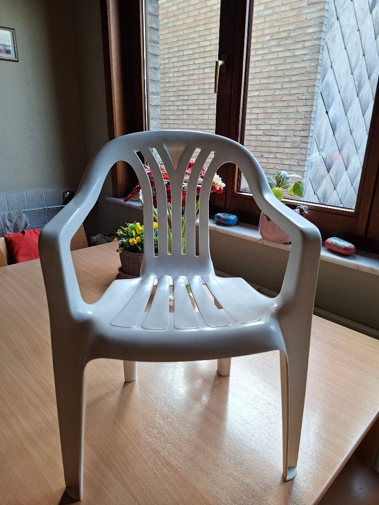 tuinstoeltje, Tuin en Terras, Tuinstoelen, Ophalen, Zo goed als nieuw, Plastic, Stapelbaar