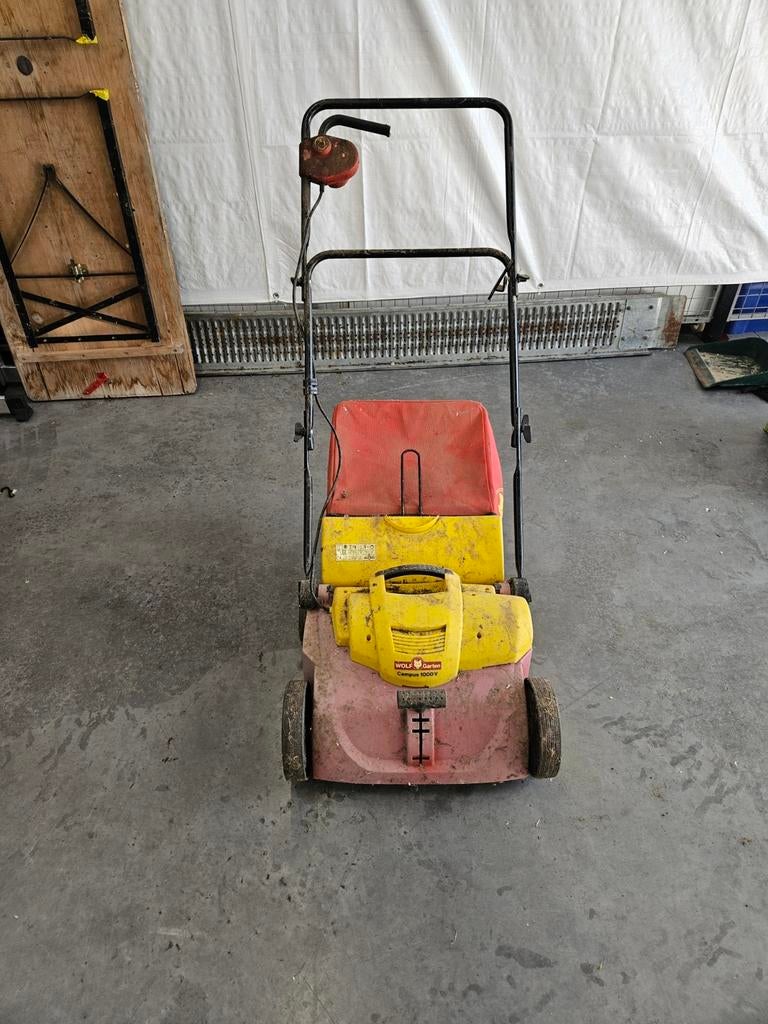 Verticuteermachine, Ophalen