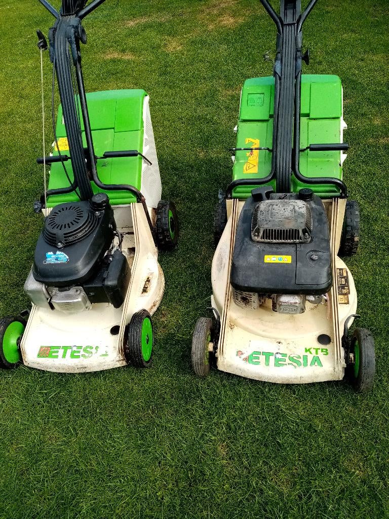 2x Etesia grasmaaiers( Honda, Kawasaki), Enlèvement, Utilisé, 40 à 49 cm, Bac de ramassage
