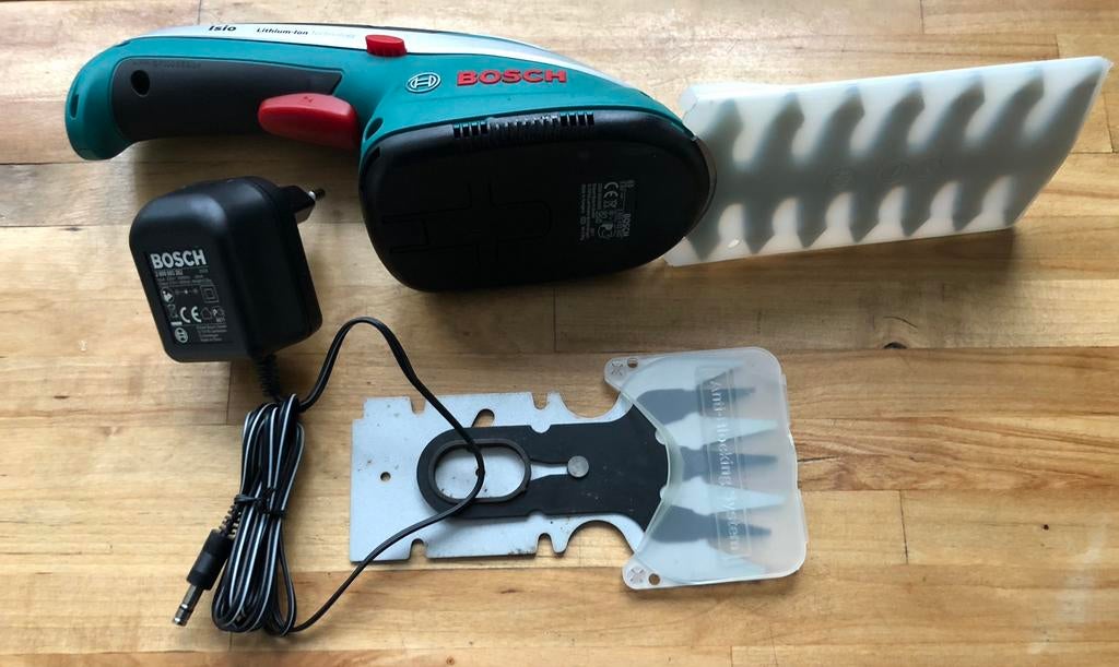 Bosch Isio Accu Set: Gras- en Buxusschaar + Lader, Enlèvement, Neuf, Batterie, Bosh