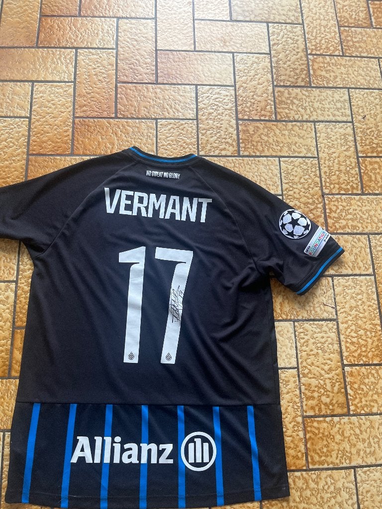 Gesineerde schirt vermant, Sport en Fitness, Voetbal, Maat L, Ophalen of Verzenden, Zo goed als nieuw, Shirt
