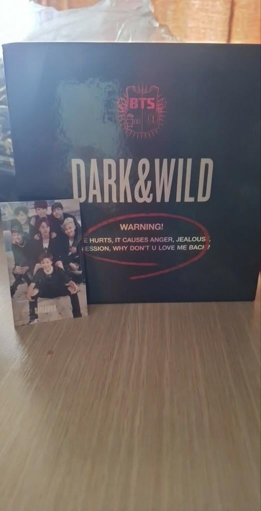 Kpop album Dark en wild, Ophalen, Zo goed als nieuw