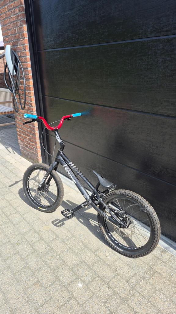 Jitsie trial fiets in nieuwe staat, Vélos & Vélomoteurs, Enlèvement