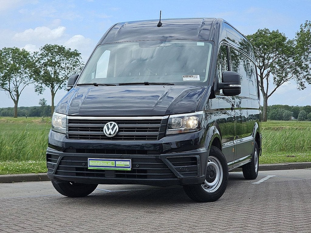 Volkswagen Crafter 30 2.0 TDI L3H3 Comfortline item 327875, Voorwielaandrijving, https://public.car-pass.be/vhr/74d3b8e8-cbd3-4d4a-98d6-99ad81c5e342