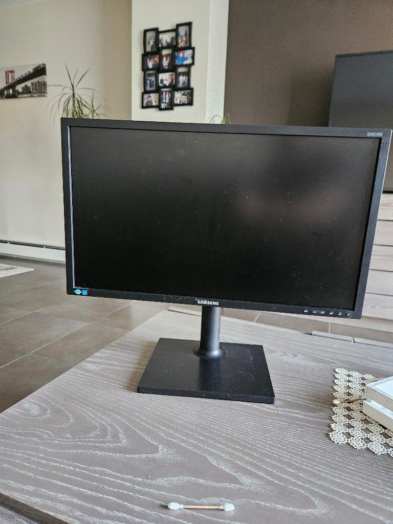Computerscherm Samsung S24C450M - 24 inch, Computers en Software, Monitoren, Full HD, Zo goed als nieuw, Samsung, In hoogte verstelbaar