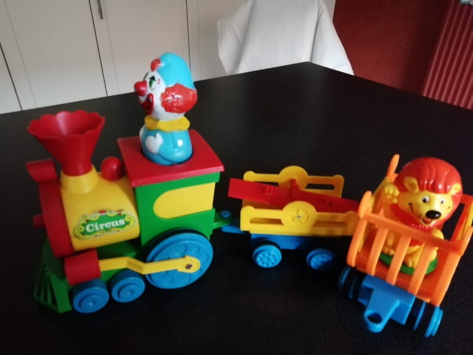 Circustrein, piepclown, flapuit boekje van muis, dierentelbo, Enfants & Bébés, Jouets | Éducatifs & Créatifs, Enlèvement ou Envoi