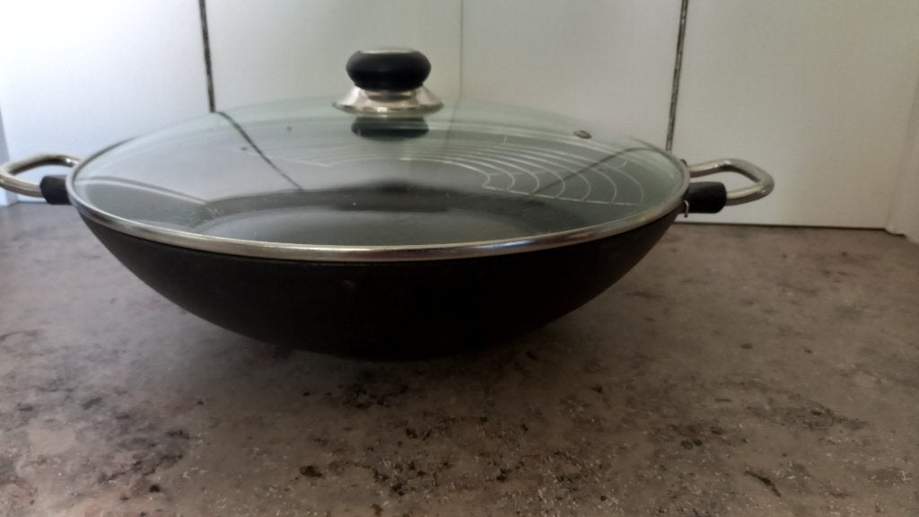wok robuste en fonte (36 cm) couvercle en verre + grill ZGAN, Enlèvement ou Envoi, Comme neuf, Fonte, Wok