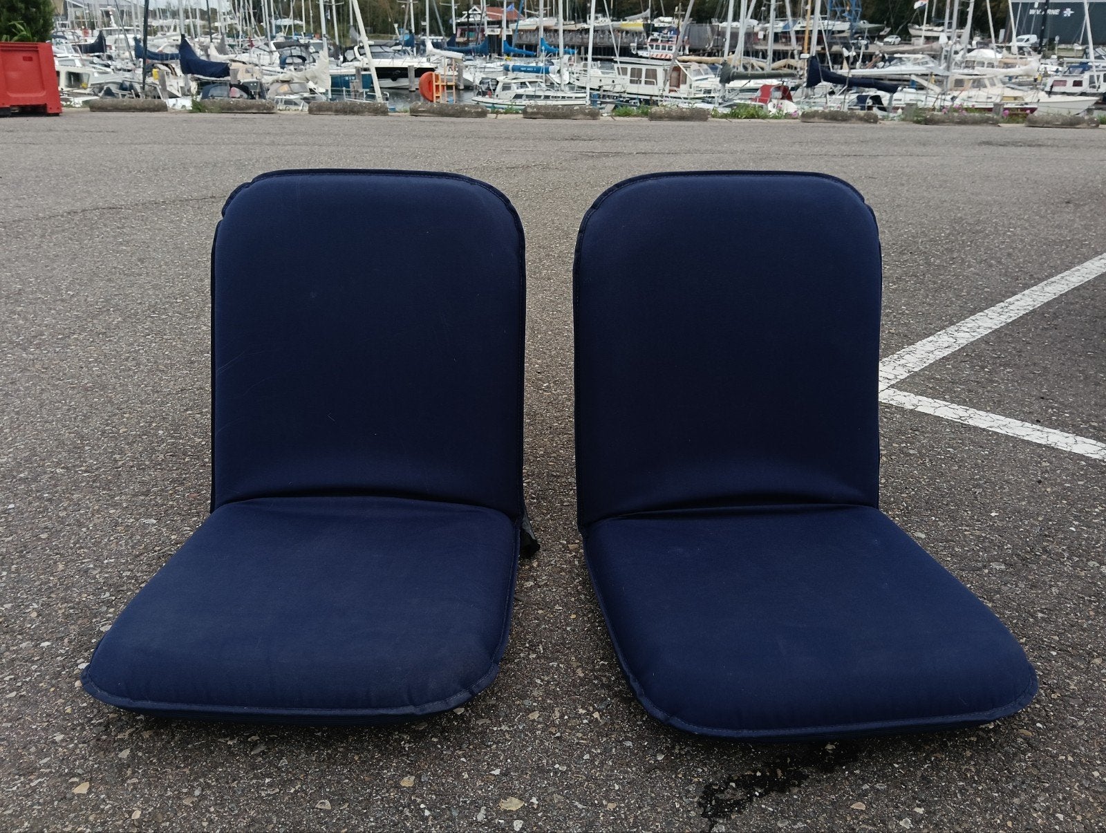 2 sièges confort bleu foncé, Sports nautiques & Bateaux, Accessoires & Entretien, Enlèvement, Comme neuf, Intérieur et Coussins